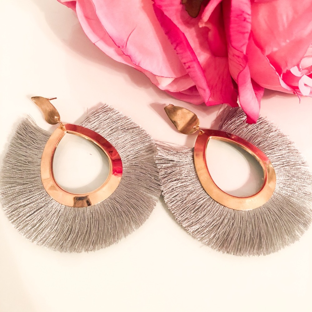 NWOT Gray and Gold Fringe Earrings